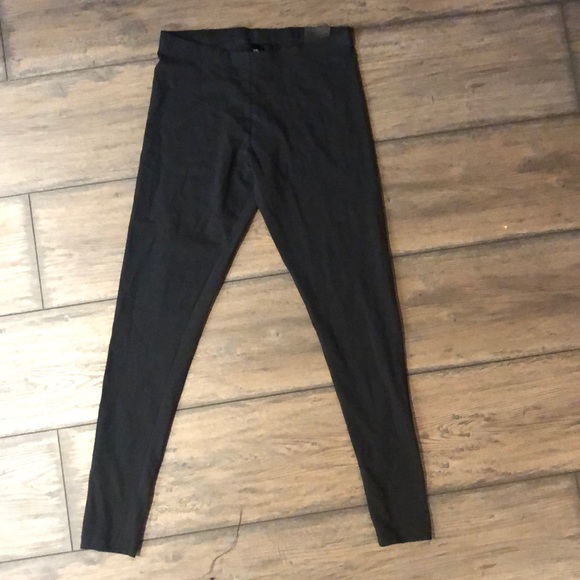 Victoria’s Secret leggings - Picture 2 of 3